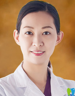 無錫拜博口腔牙齒美白修復(fù)醫(yī)生鄒露醫(yī)生