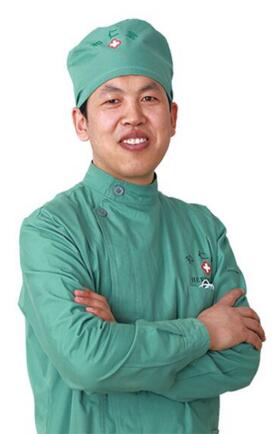 銀川和仁堂口腔連鎖門(mén)診部 李勝剛