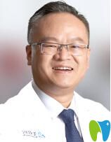 烏魯木齊美奧口腔門診屈鐵軍