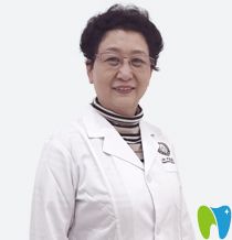 湛江珠江口腔副主任醫(yī)師費麗敏