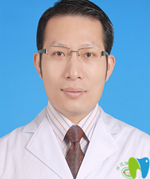 廈門宏沅膛口腔許保春院長