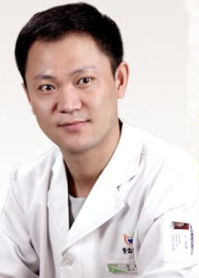 沈陽愛齒口腔門診部 張小龍