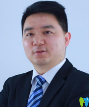 遵義華美口腔門診部 黃亮