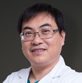 廣州柏德口腔門診部 薛啟明