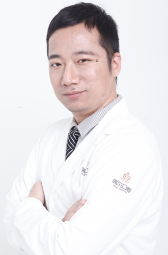 南昌瑞爾口腔門診部 章文軒