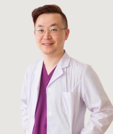 吉林國健口腔醫(yī)院 梁柱烈