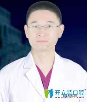 合肥美奧口腔陳國(guó)慶醫(yī)生照片