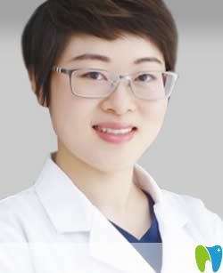 成都茁悅口腔李文星醫(yī)生照片圖