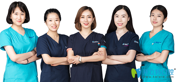 以<!--<i data=20240703-sp></i>-->瑩等組成的<!--<i data=20240703-sp></i>-->口腔的醫(yī)療團(tuán)隊(duì)