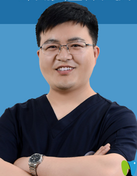 福州維樂口腔門診部 陳獻(xiàn)禮