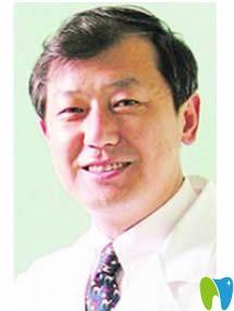 青島天皓口腔門診趙軍醫(yī)生照片