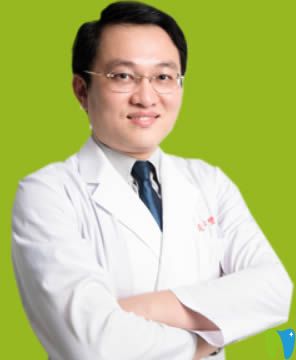 成都愛雅美齒口腔戴年豐醫(yī)生