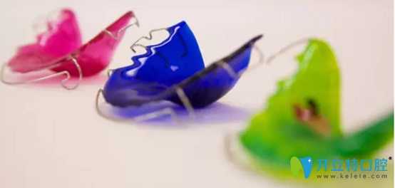 牙齒保持器戴了三年/七年還反彈，牙齒反彈有補(bǔ)救辦法嗎