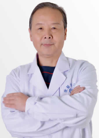 武漢優(yōu)益佳口腔門(mén)診部 李明