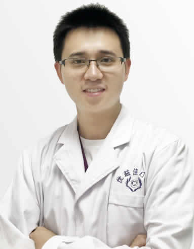武漢優(yōu)益佳口腔門(mén)診部 詹巍