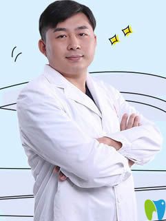 <!--<i data=20240703-sp></i>-->伊萊美口腔科主任王海鑫醫(yī)生