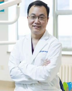 沈陽(yáng)歡樂口腔院長(zhǎng)于久越圖