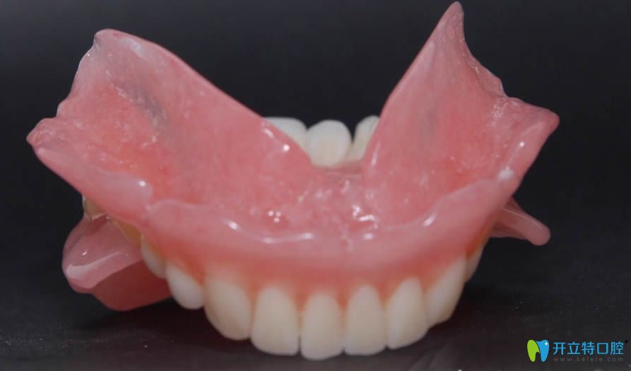 什么是舌側(cè)集中頜?醫(yī)生告訴你舌側(cè)集中頜的適應(yīng)人群及原理