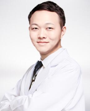 泰州北極星口腔牙科 張海瀚