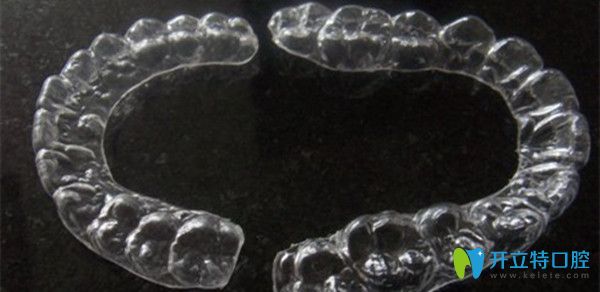 導(dǎo)致透明保持器發(fā)臭的原因