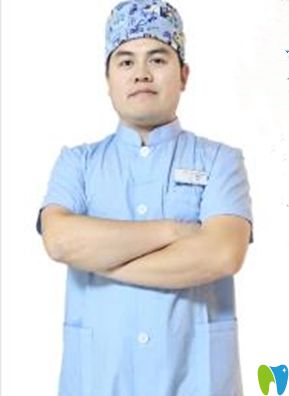 洛陽九龍口腔連鎖院長(zhǎng)劉世龍