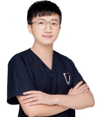 重慶維樂口腔門診部 呂學良