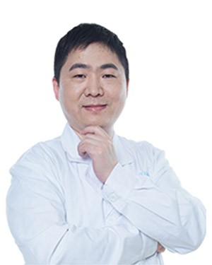 南昌輝煌口腔醫(yī)院 程其亮