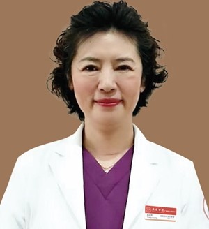 廣州廣大口腔門診部 黃淑英