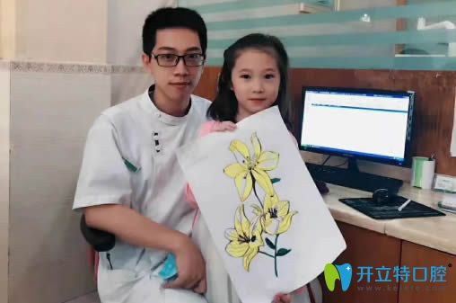 樂山英美口腔正畸醫(yī)師鐘林真