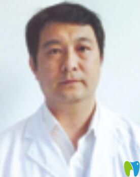 鄭州德正口腔門(mén)診部 劉杰彪