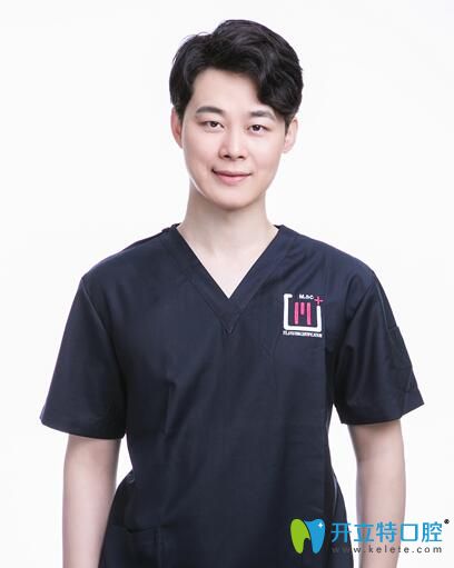 南昌維樂(lè)口腔程龍