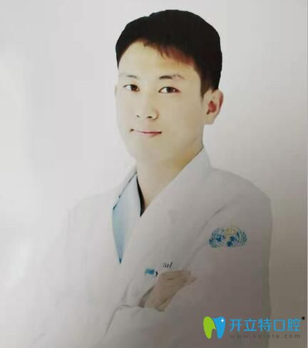 東營(yíng)鉑爾口腔郭振明醫(yī)生
