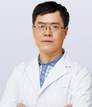 咸陽海濤口腔門診部李啟華