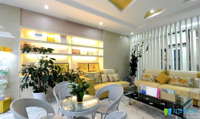 做了齙牙隱形矯正后才知道巴中白玉牙科收費比較親民