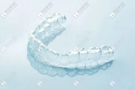 成人隱形牙齒矯正活動(dòng)價(jià)格表