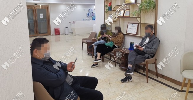 疫情期間就診的人也不少