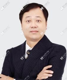 海口微笑口腔醫(yī)院 符鴻平