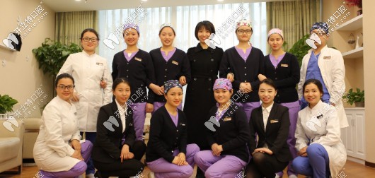 重慶牙管家口腔醫(yī)生團隊
