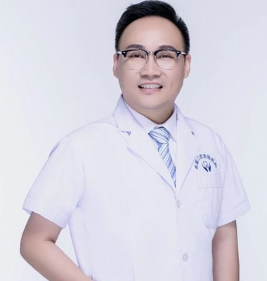 鄭州卓越口腔門(mén)診部 張少軍