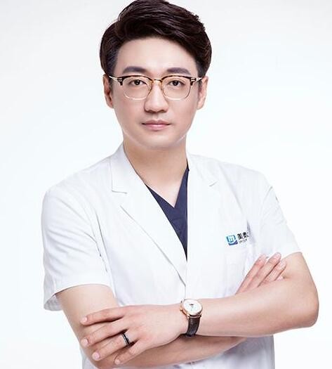 深圳美奧口腔醫(yī)院 林盛春