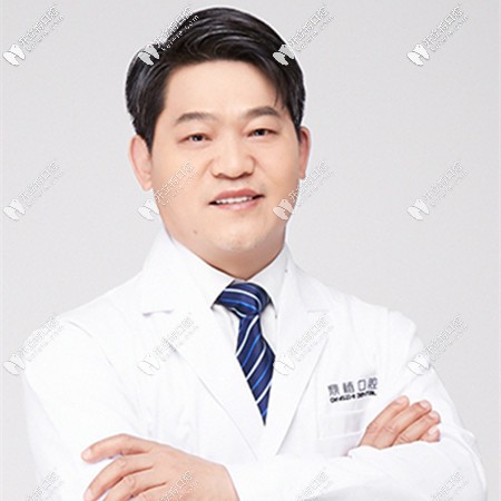 <!--<i data=20240703-sp></i>-->鼎植永博口腔的謝正新醫(yī)生