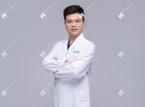  洛陽牙大夫口腔種植修復(fù)醫(yī)生高昂