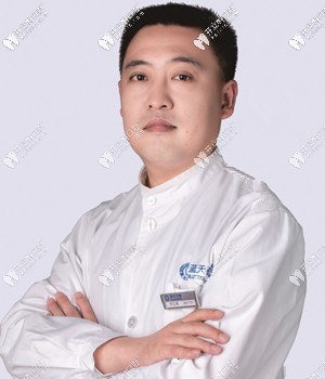 滕州藍(lán)天口腔宋文斌