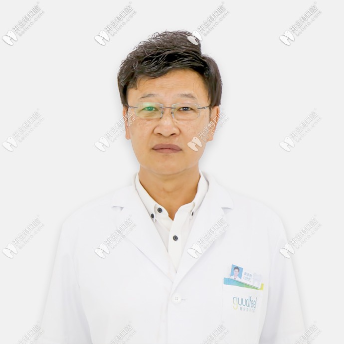 正畸醫(yī)生袁志杰