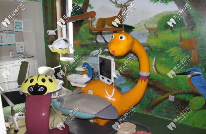 牙博仕口腔的兒童診療椅