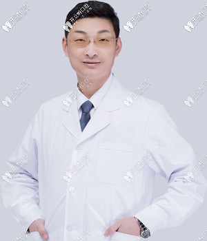 煙臺(tái)圣貝齒科種植院長孫立林