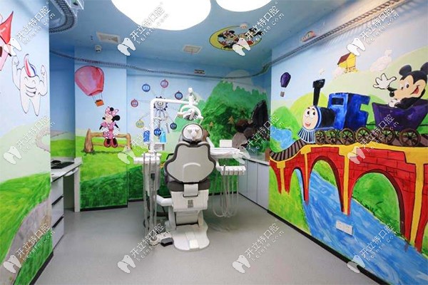 挖出南京月牙兒口腔做即刻種植牙費用了，趕快來看看