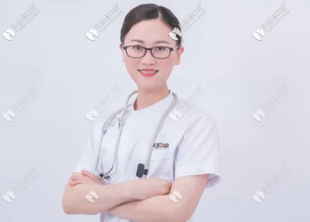 成都河馬口腔<!--<i data=20240703-sp></i>-->醫(yī)生