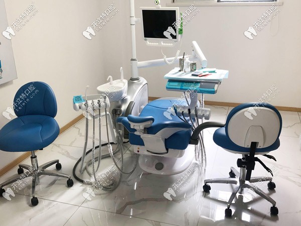 芝罘區(qū)圣貝口腔的微創(chuàng)種植手術室