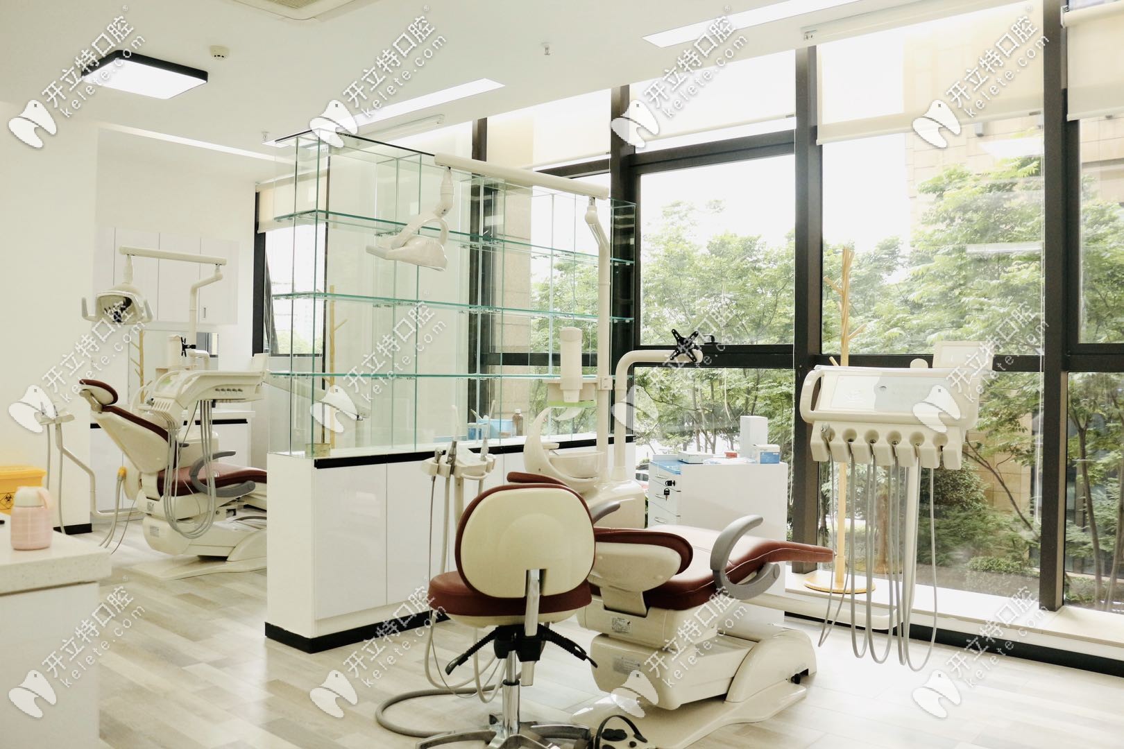 傅氏口腔診室環(huán)境